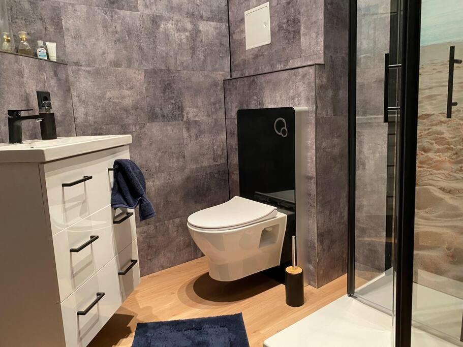 Innenstadt Refugium In Ruhiger Wasserlage+Balkon Lipsko Exteriér fotografie