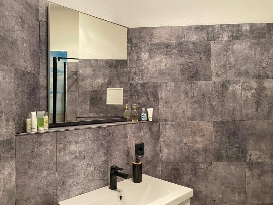 Innenstadt Refugium In Ruhiger Wasserlage+Balkon Lipsko Exteriér fotografie